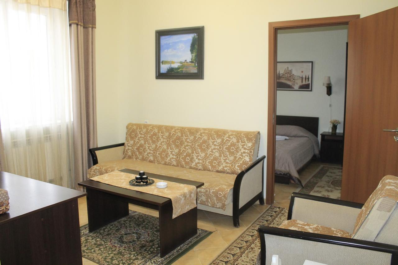 Hotel Vangogh Kyzylorda Eksteriør billede