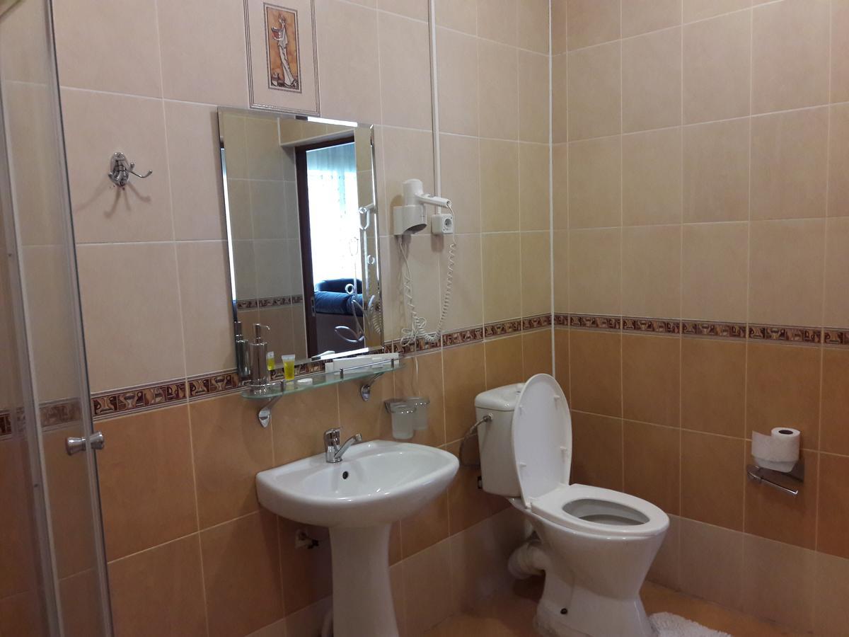 Hotel Vangogh Kyzylorda Eksteriør billede